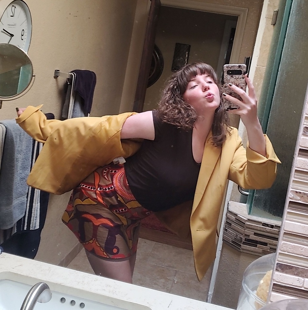 Meet your Posher, Madeline